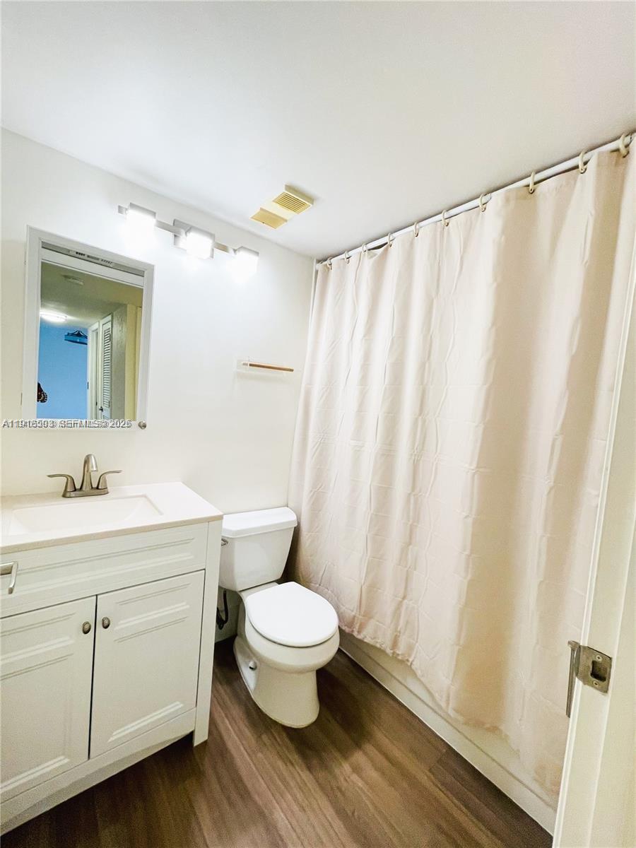 LAKES OF CARRIAGE HILLS - Residential