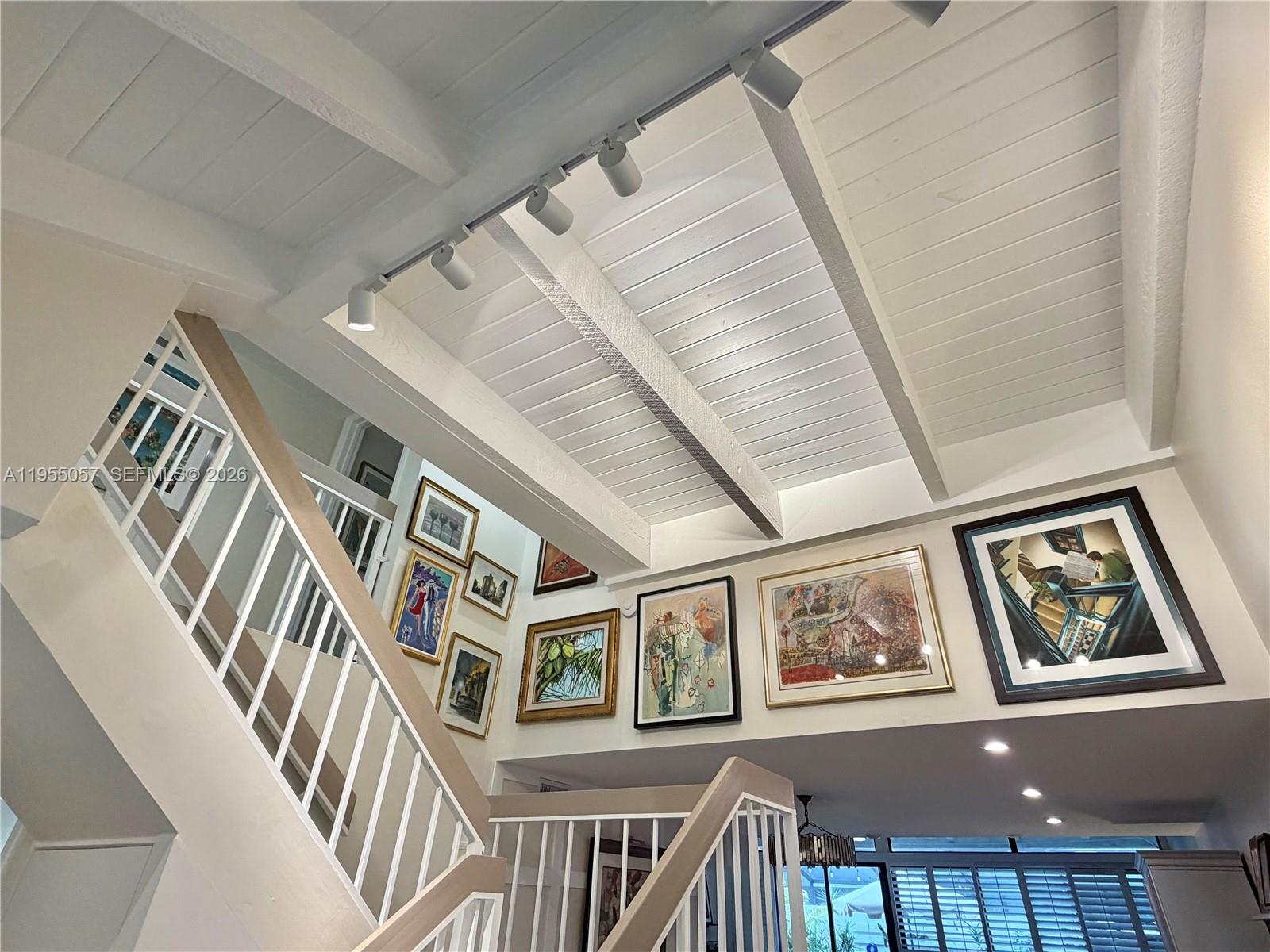 DADELAND WALK - Residential