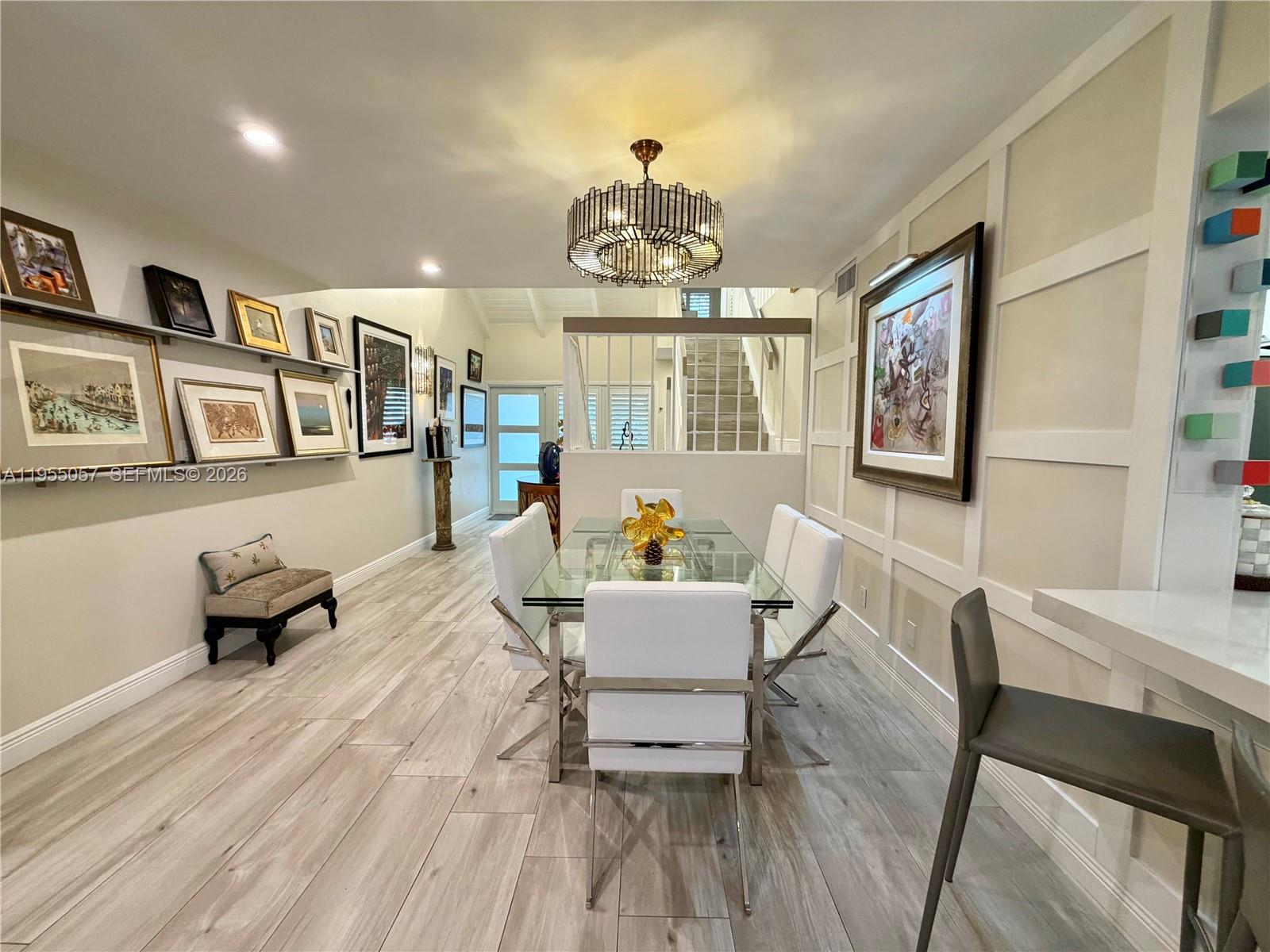 DADELAND WALK - Residential