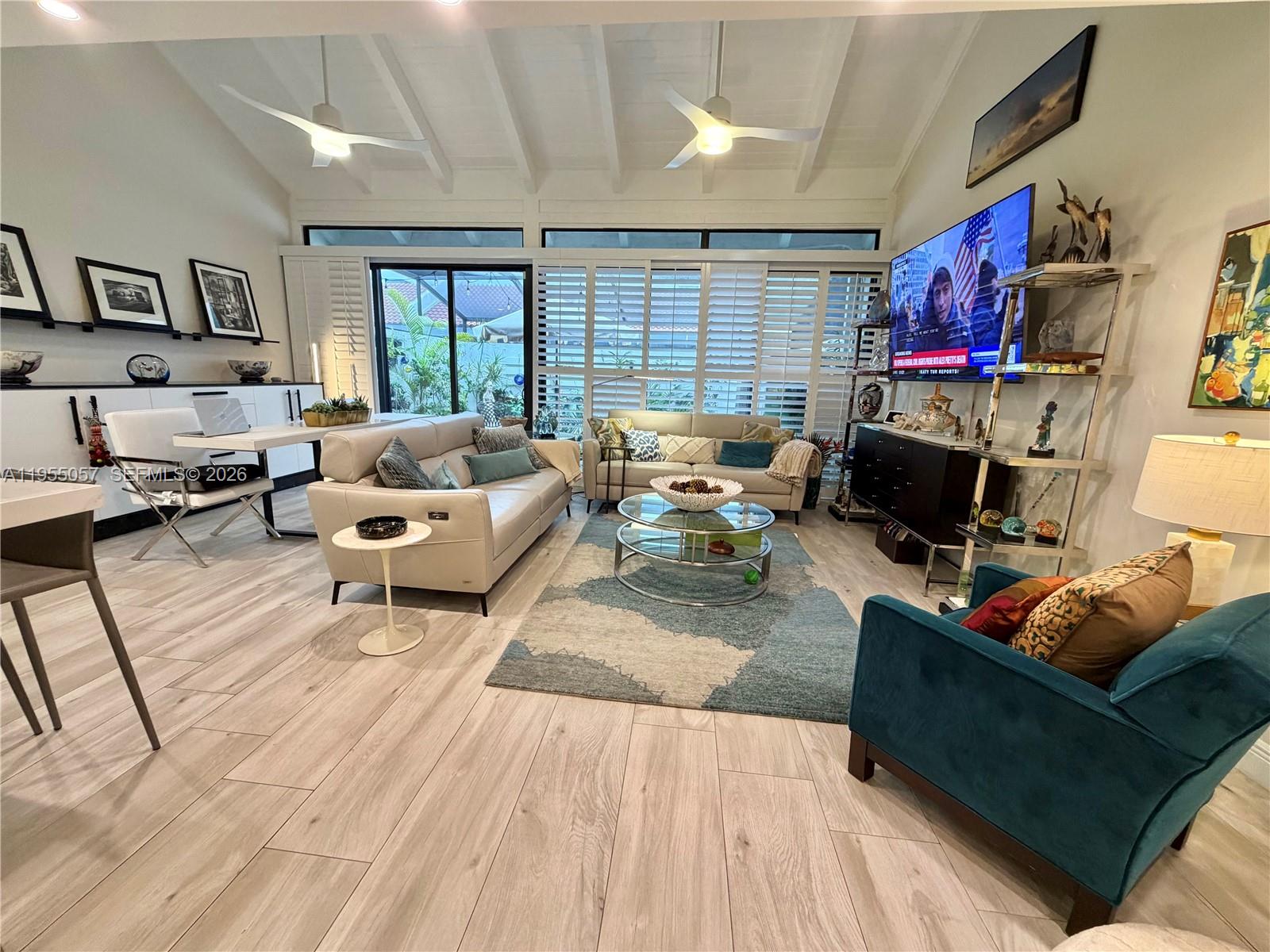 DADELAND WALK - Residential