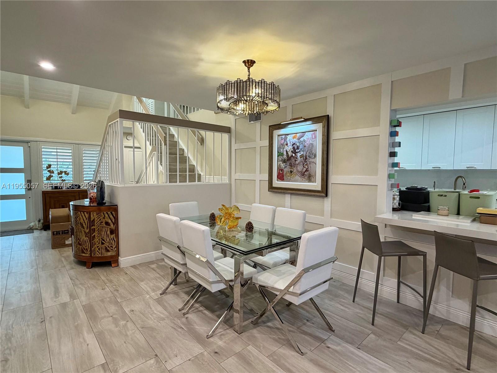 DADELAND WALK - Residential