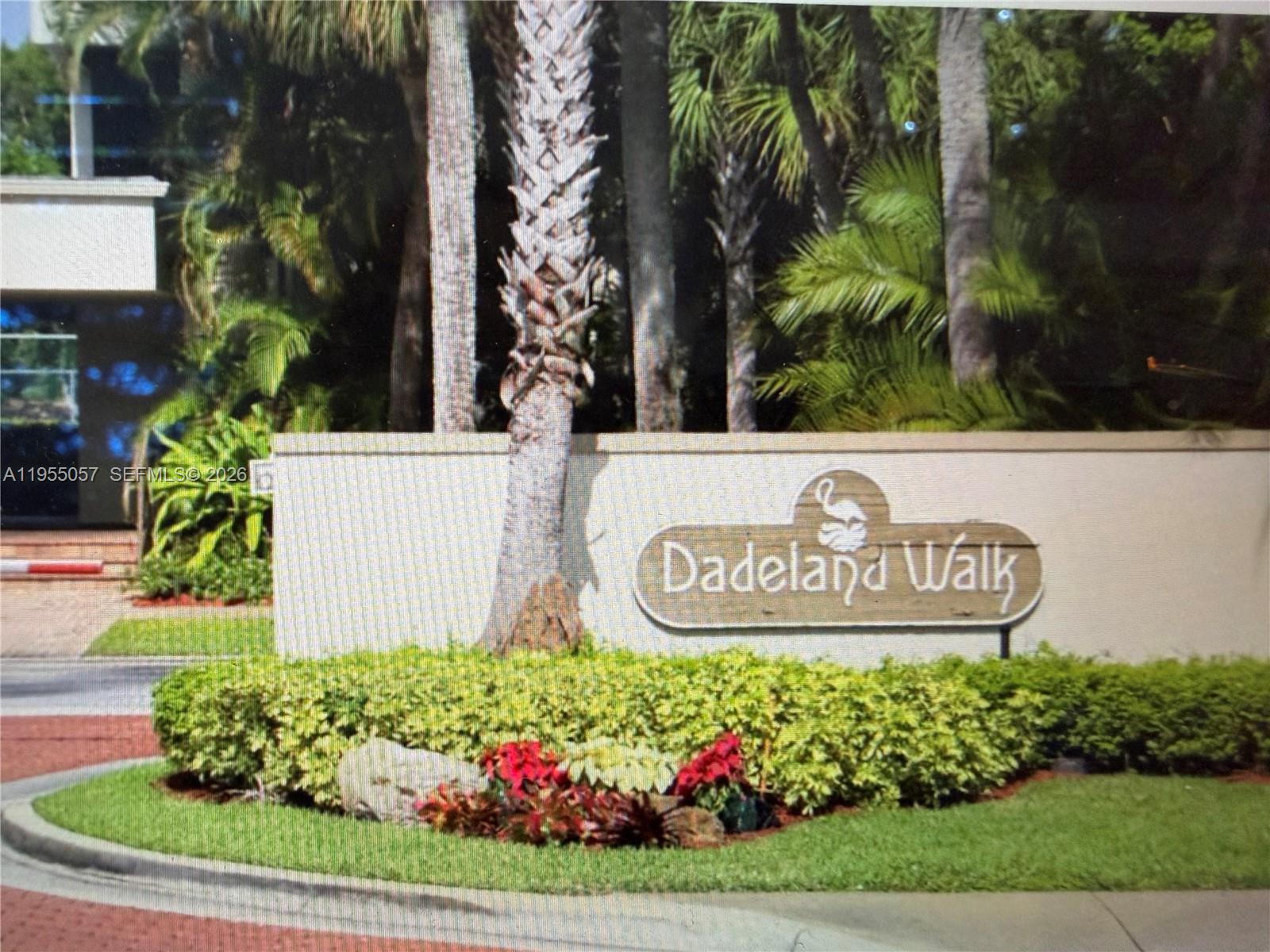 DADELAND WALK - Residential