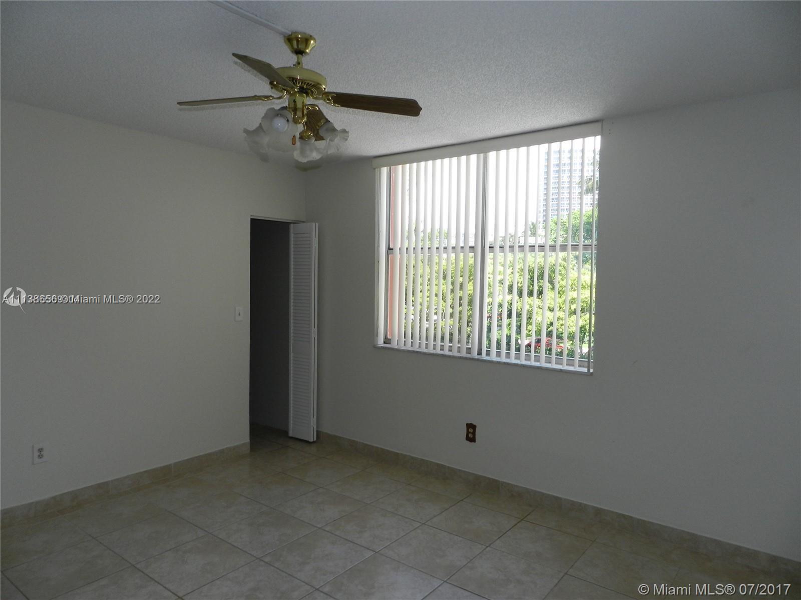 SANDPIPER CONDO - Residential Lease