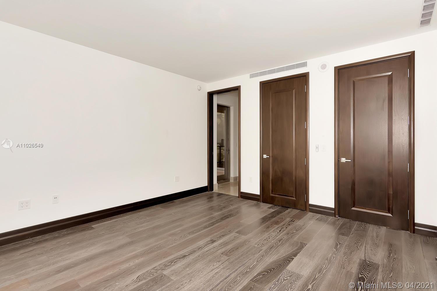 17749 COLLINS AVENUE COND - Residential