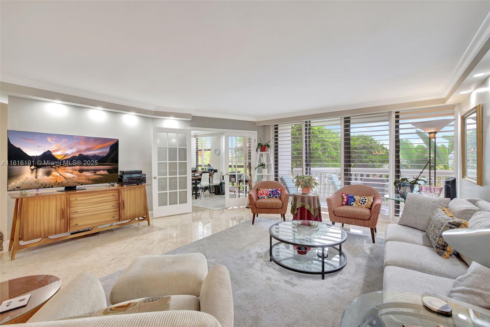 Property for Sale at 1000 Island Blvd 302, Aventura, Miami-Dade County, Florida - Bedrooms: 3 
Bathrooms: 2  - $588,000