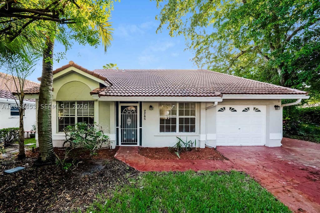 Photo of Lake Worth, FL 33467 (MLS # A12068453)