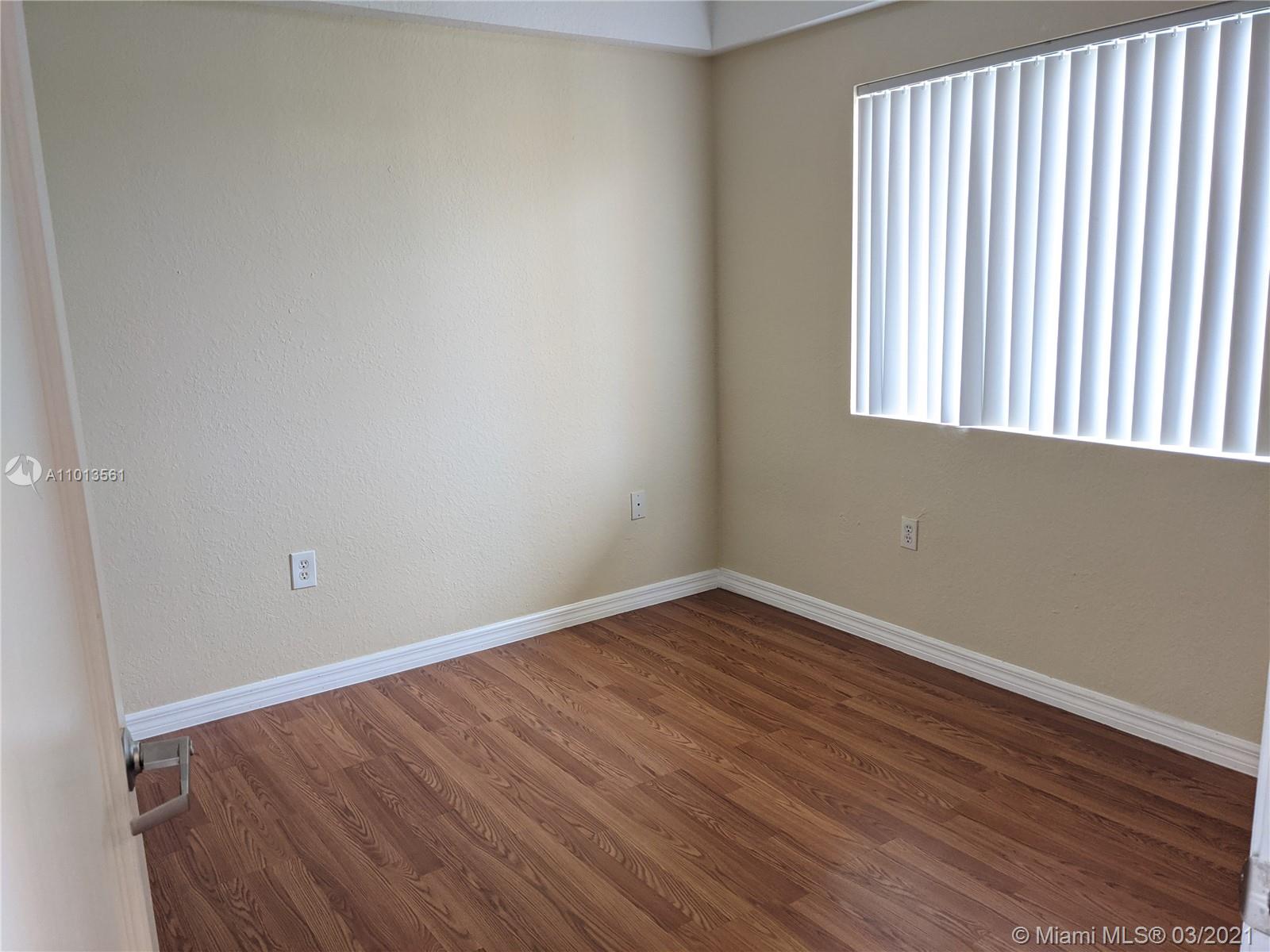 MELROSE APARTMENTS I COND - Residential Lease