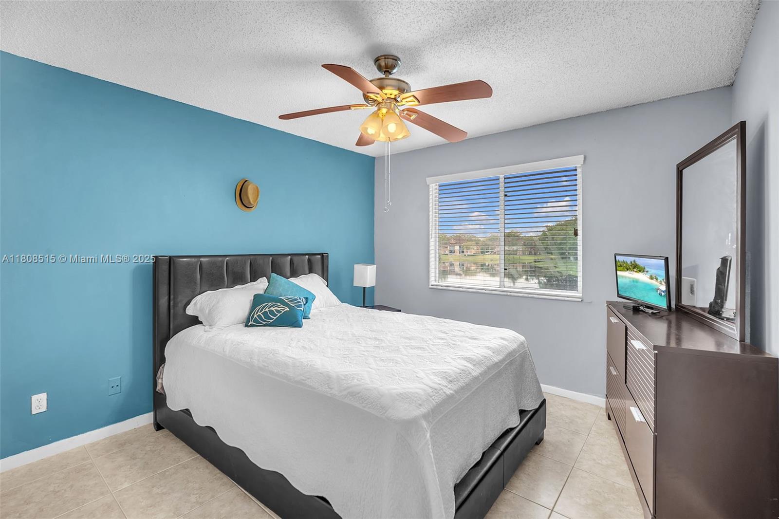 COLONNADES CONDO - Residential