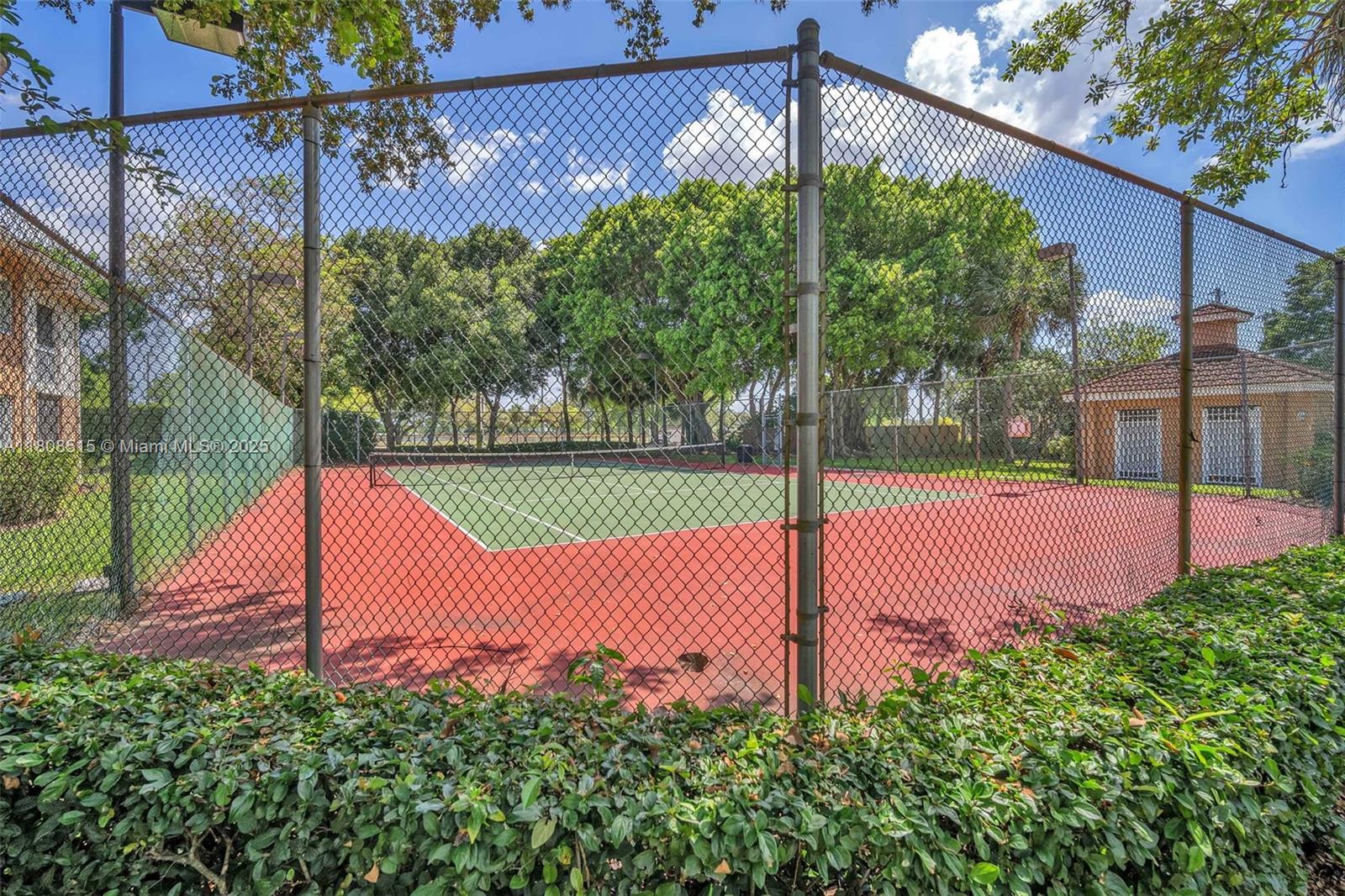 COLONNADES CONDO - Residential