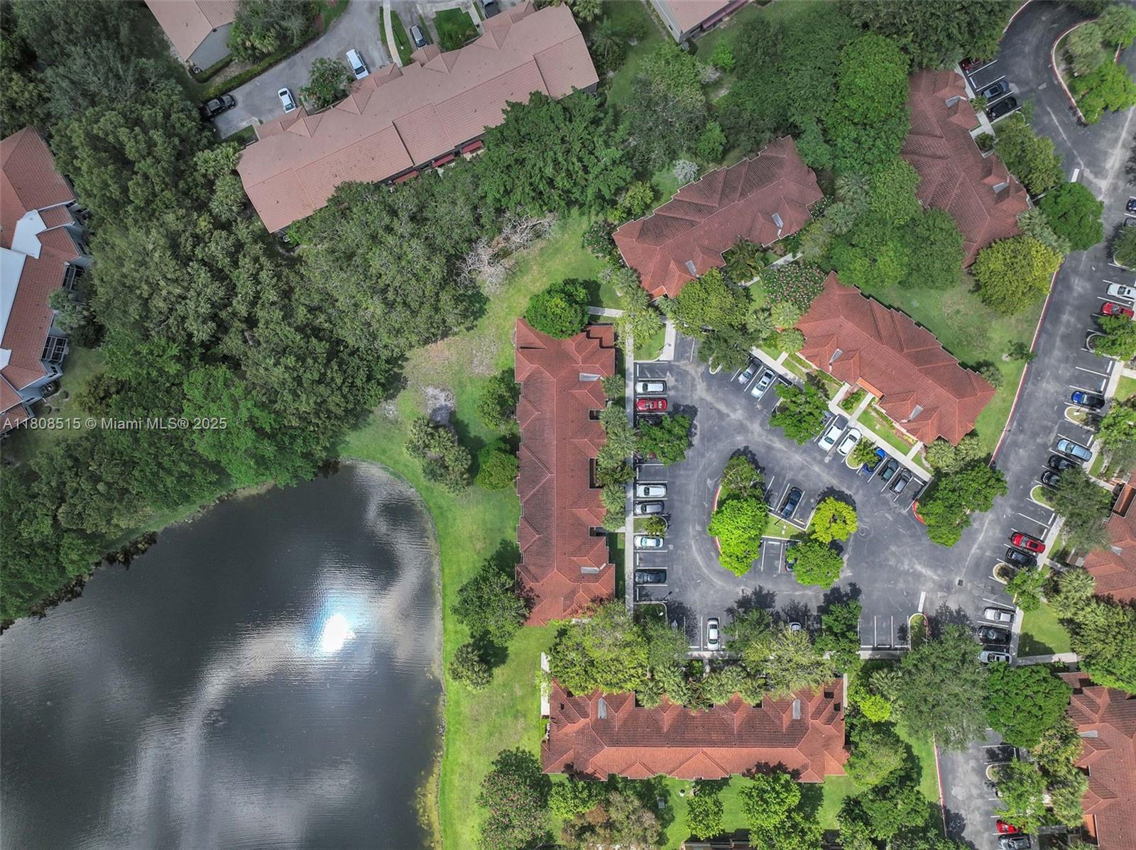 COLONNADES CONDO - Residential