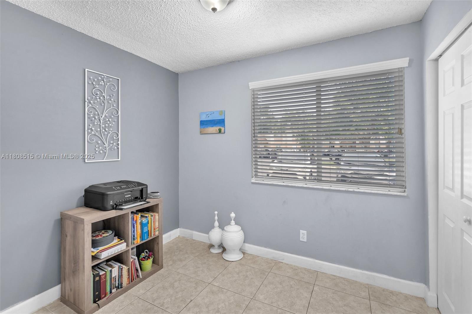 COLONNADES CONDO - Residential