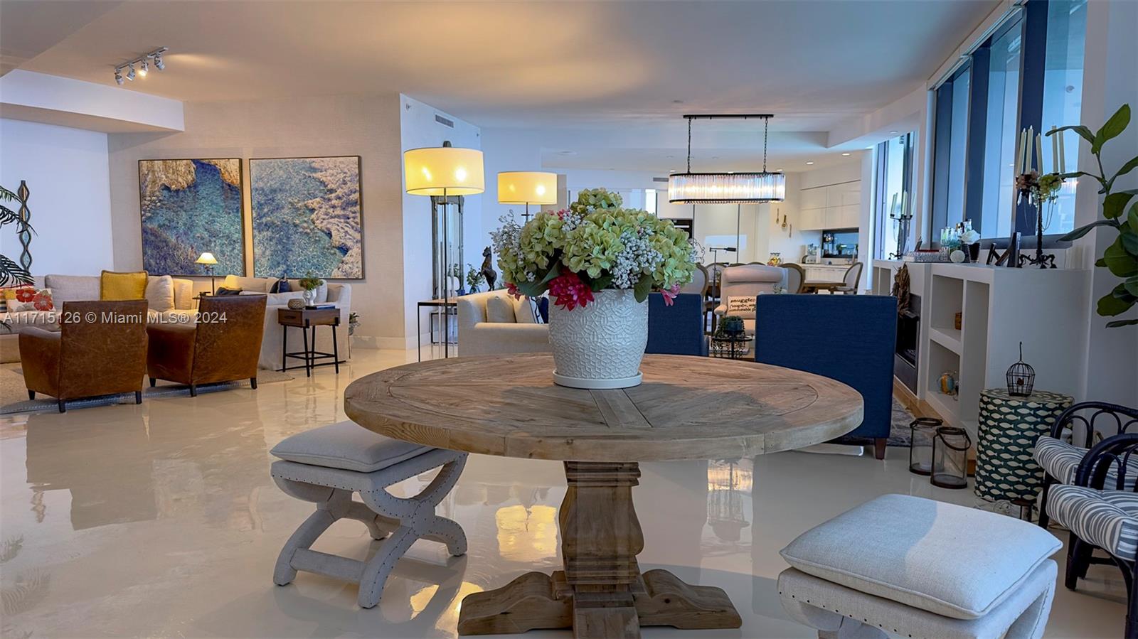 18555 Collins Ave 3105