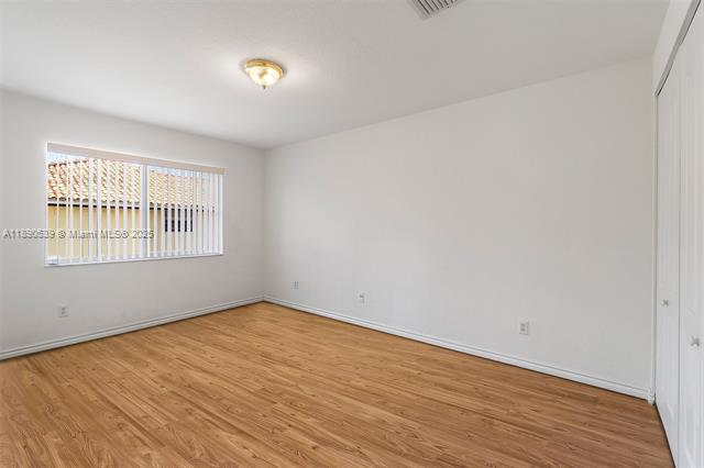 IXTA TOWNHOMES CONDO - Residential Lease