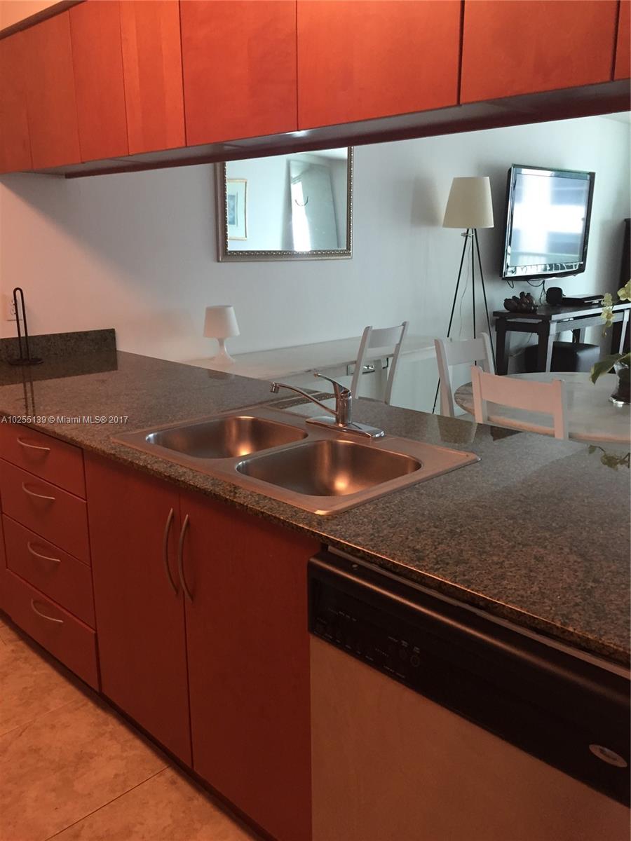 Club At Brickell Bay Plaz - Residential Lease