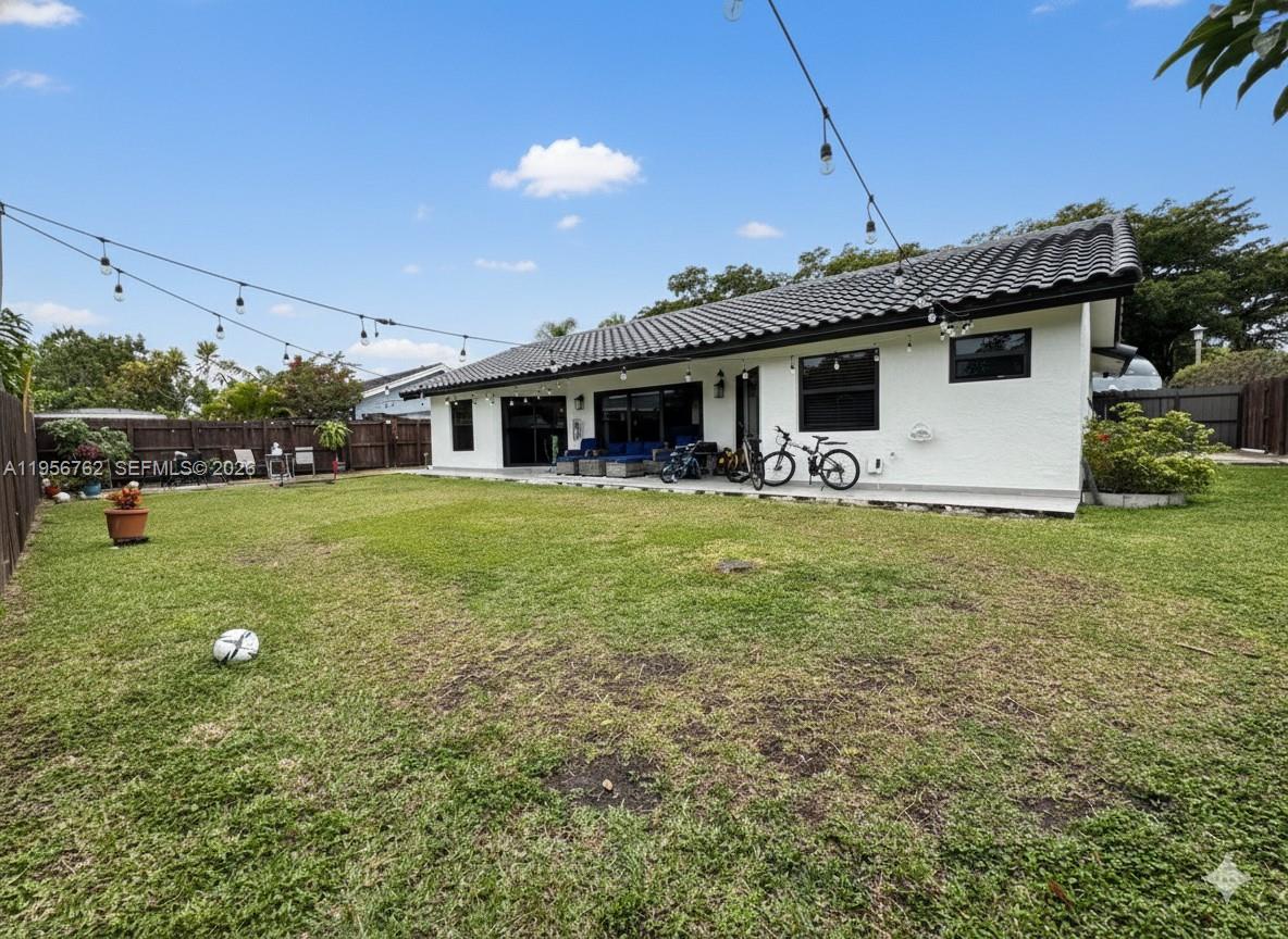 LIMEWOOD GROVE - Residential