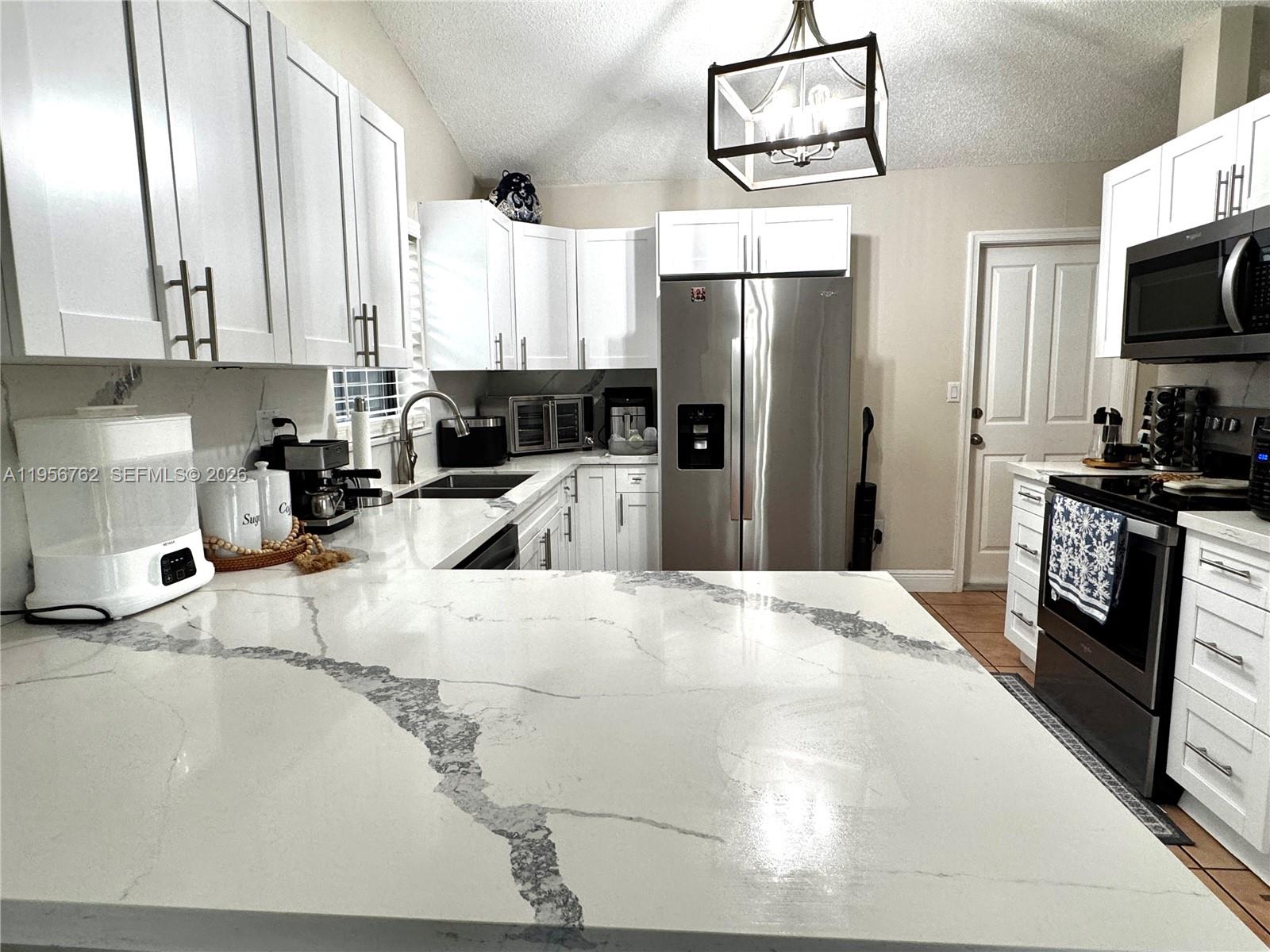 LIMEWOOD GROVE - Residential