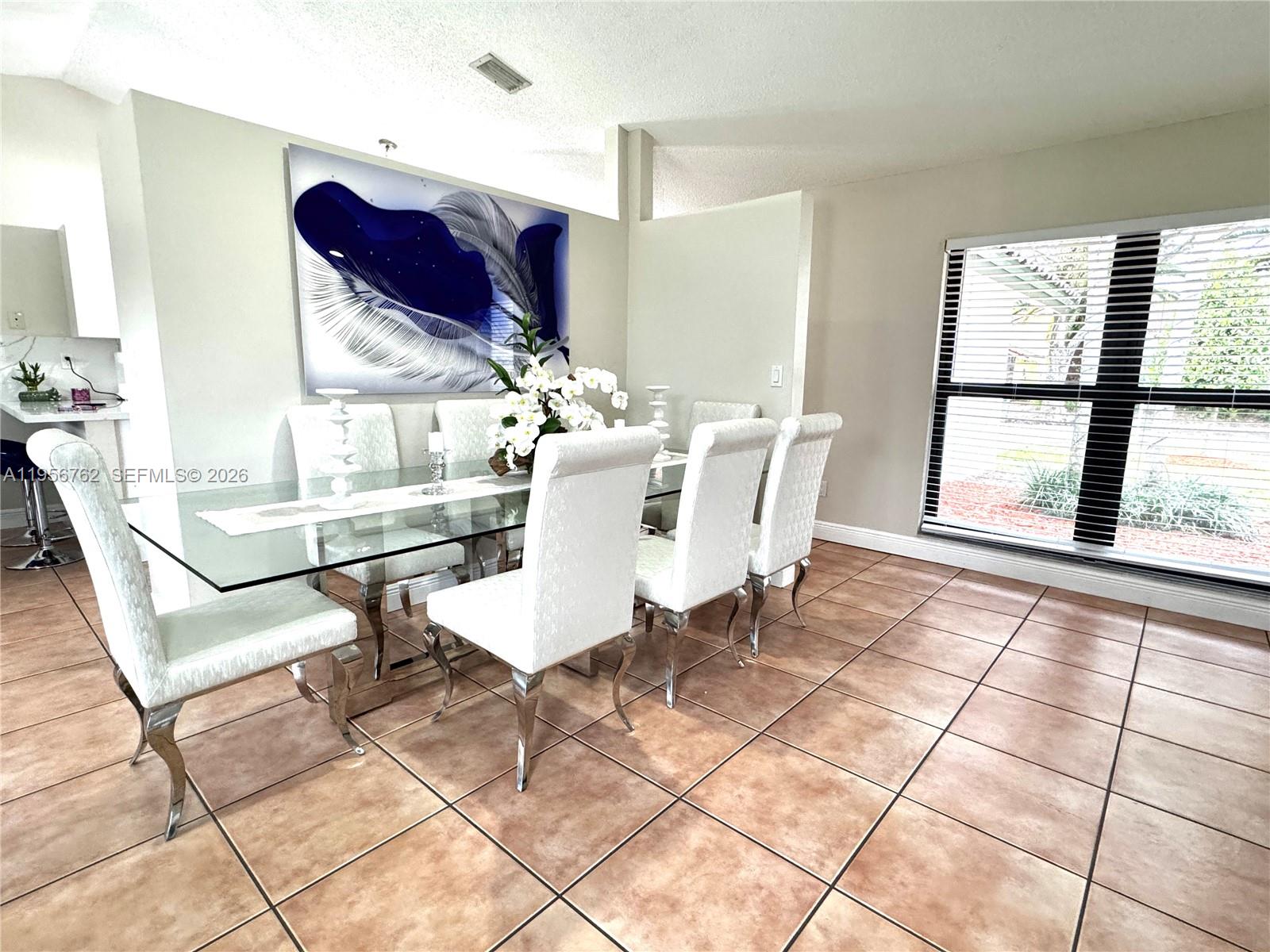 LIMEWOOD GROVE - Residential