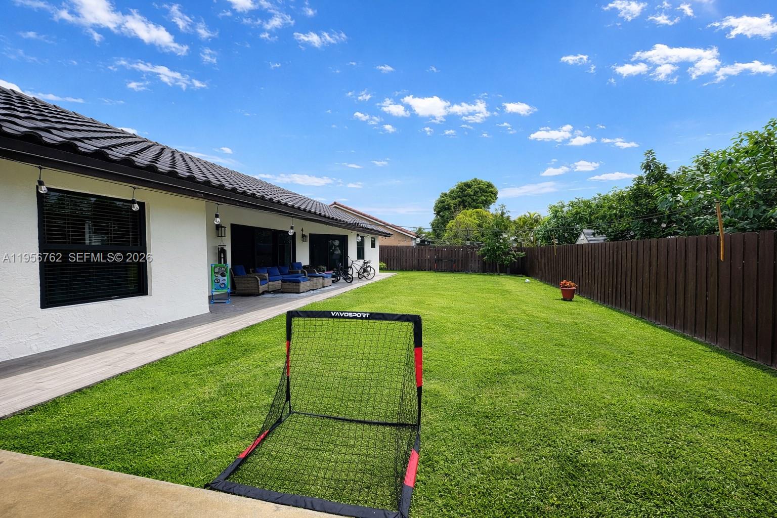 LIMEWOOD GROVE - Residential