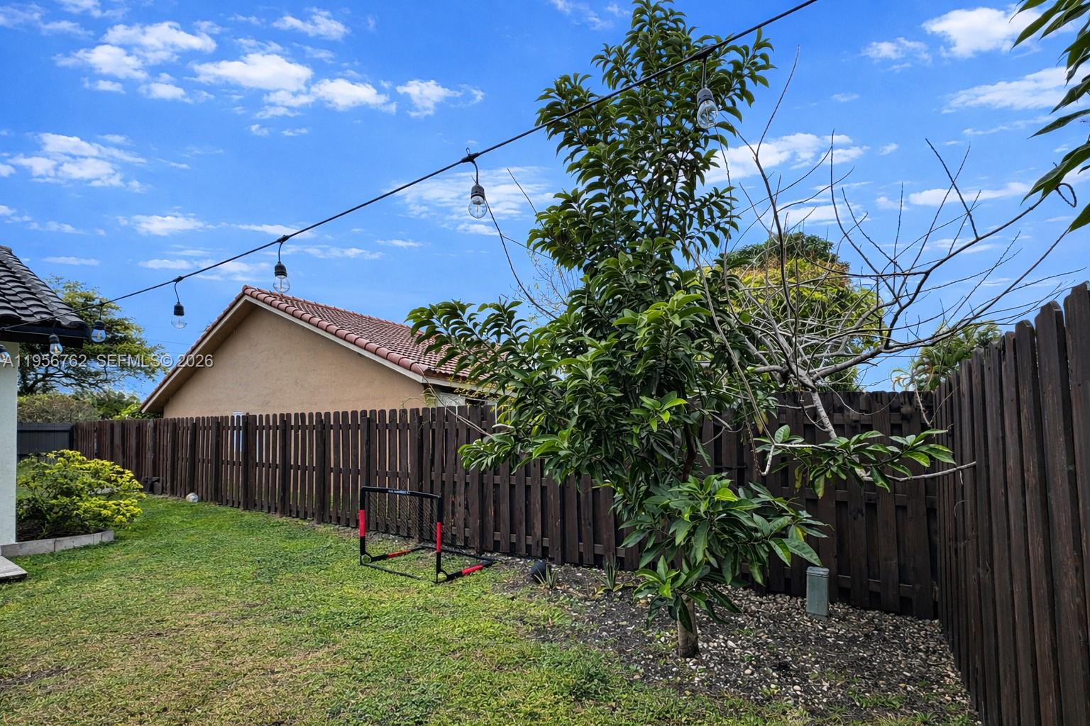 LIMEWOOD GROVE - Residential