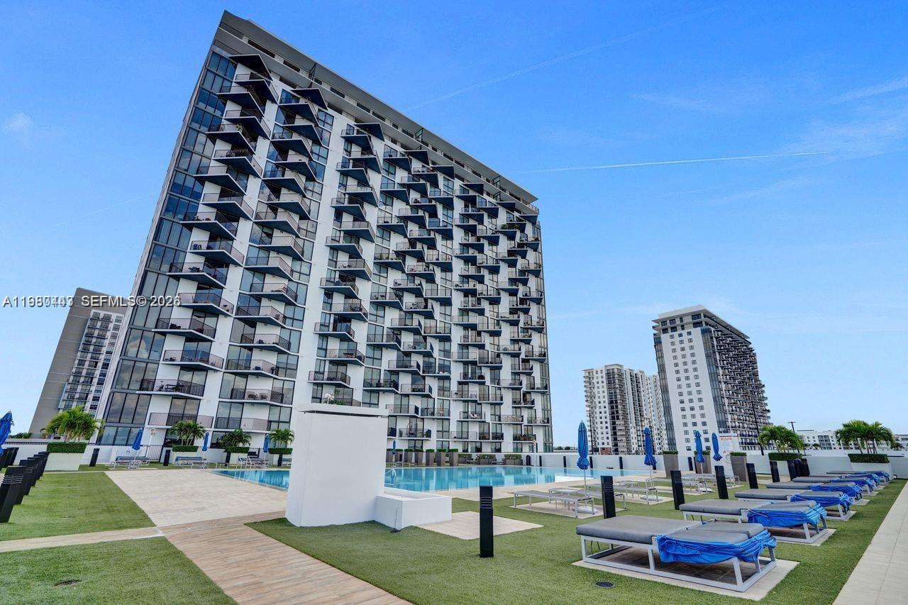 5300 PASEO CONDO - Residential Lease