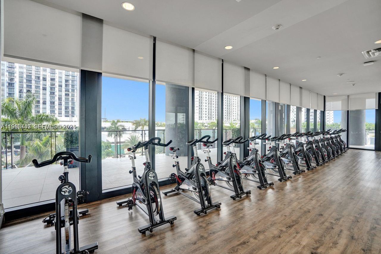 5300 PASEO CONDO - Residential Lease