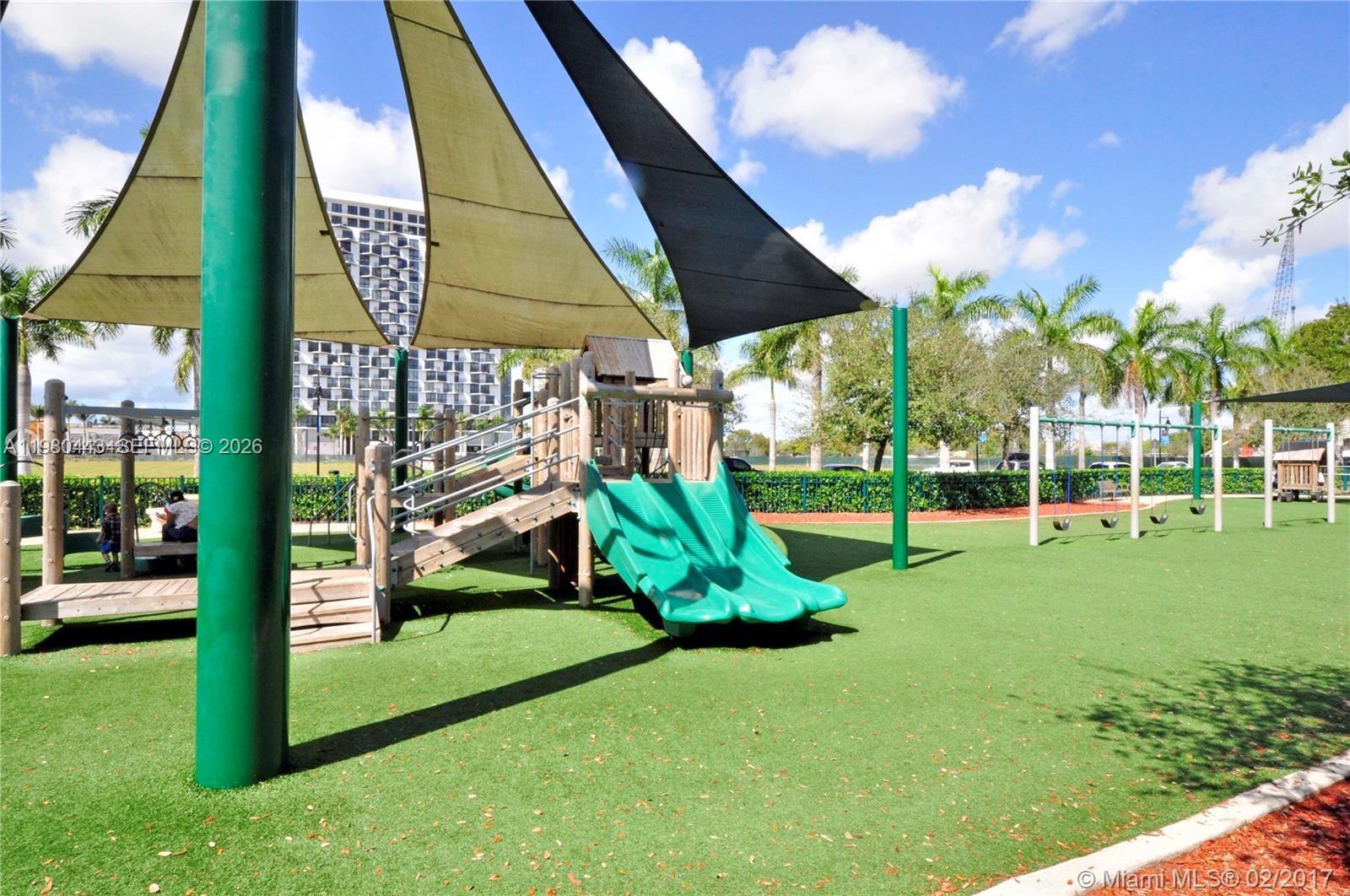 5300 PASEO CONDO - Residential Lease