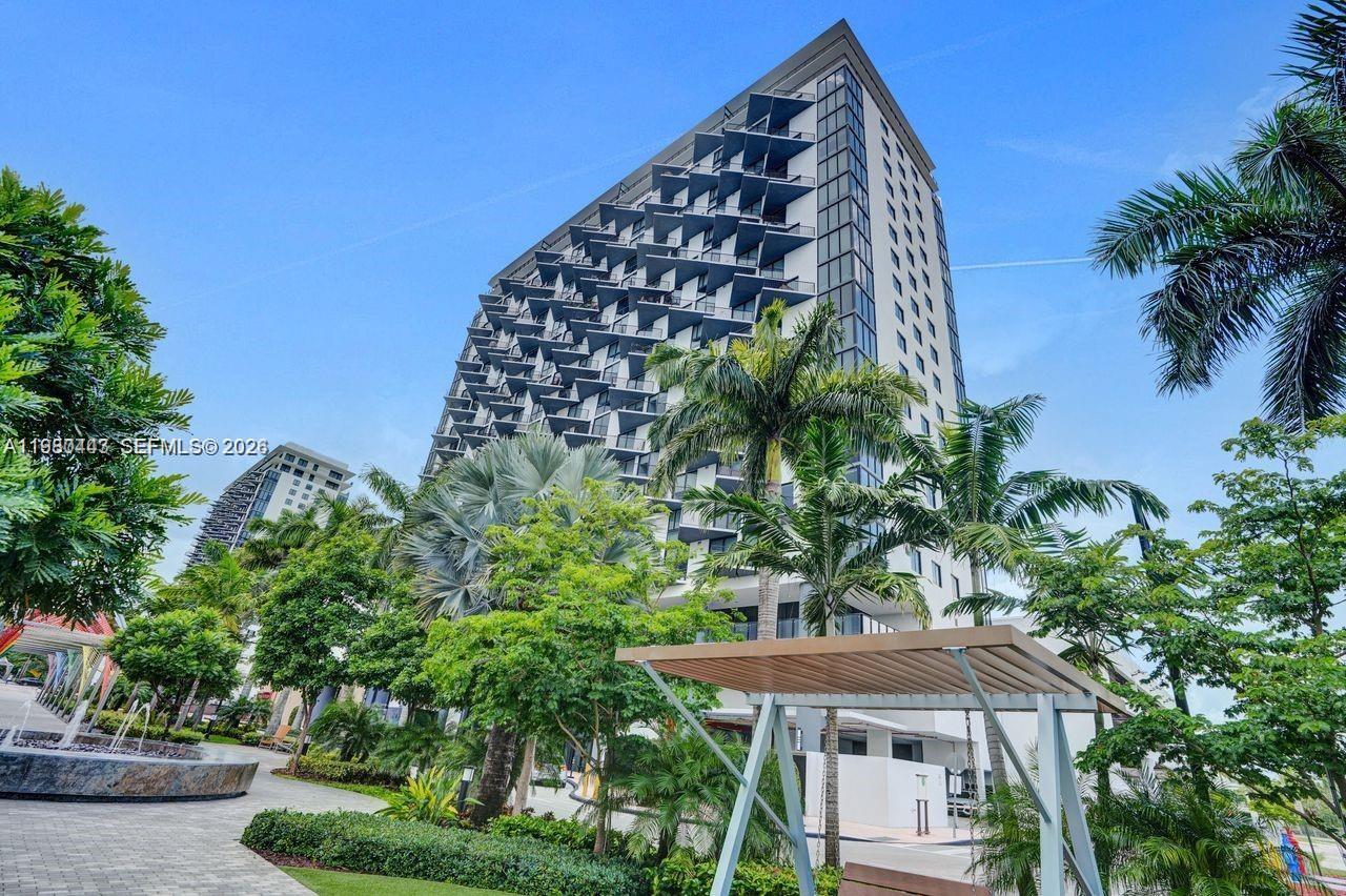 5300 PASEO CONDO - Residential Lease