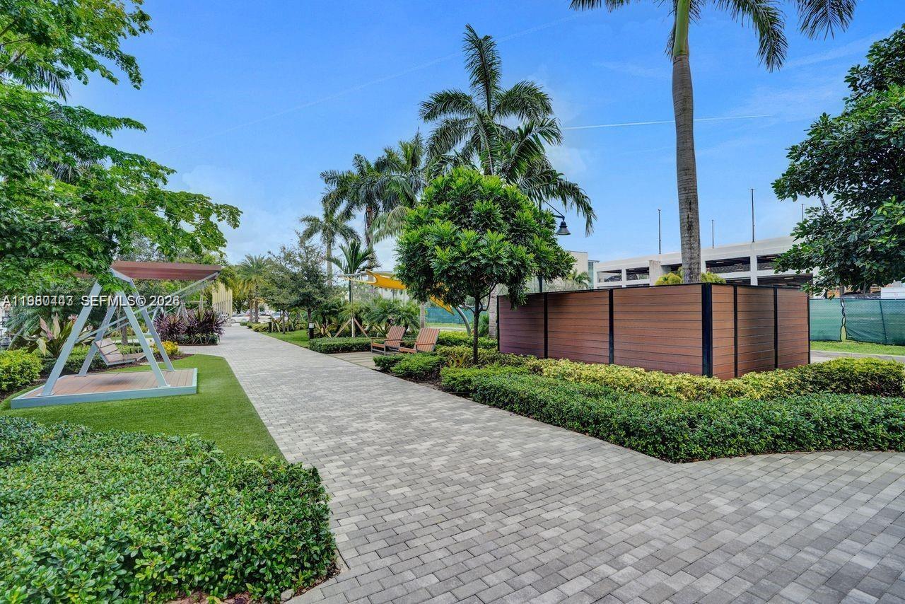 5300 PASEO CONDO - Residential Lease