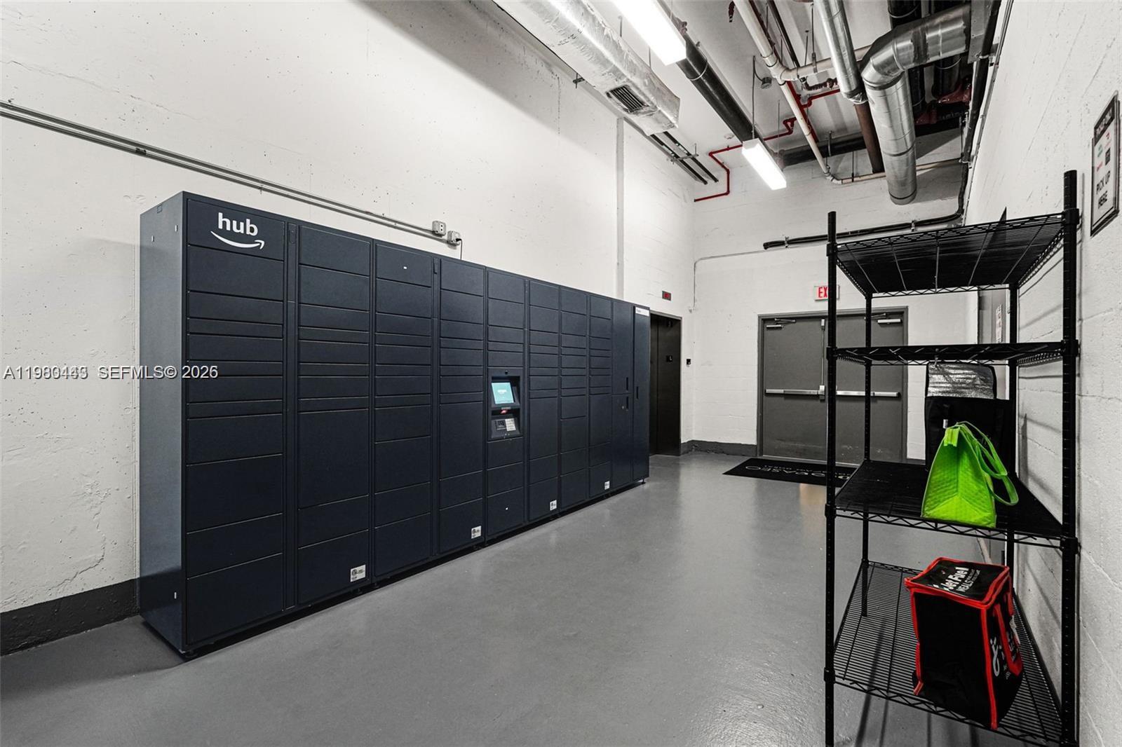 5300 PASEO CONDO - Residential Lease