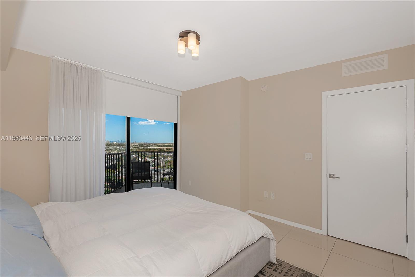 5300 PASEO CONDO - Residential Lease