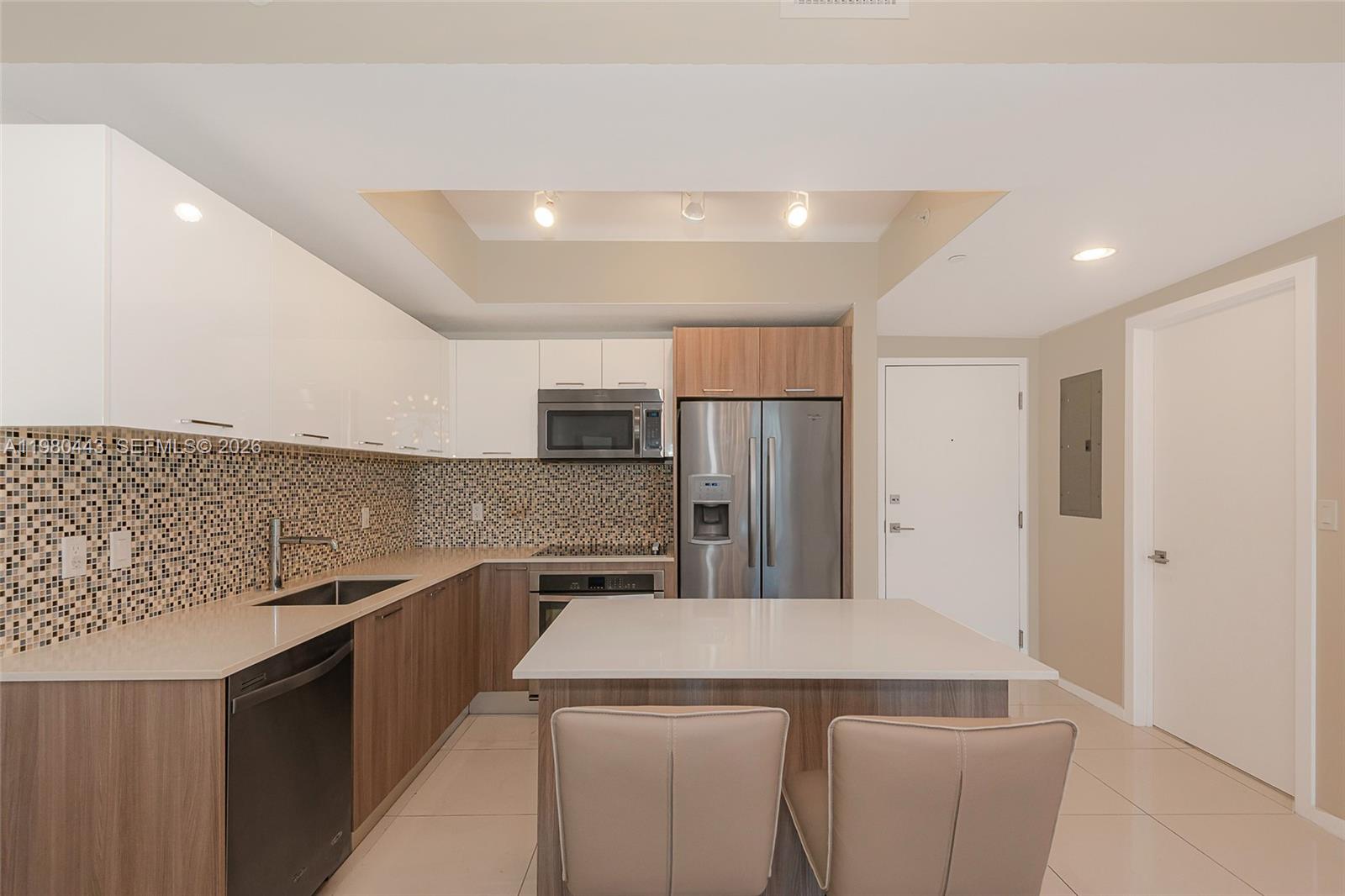 5300 PASEO CONDO - Residential Lease