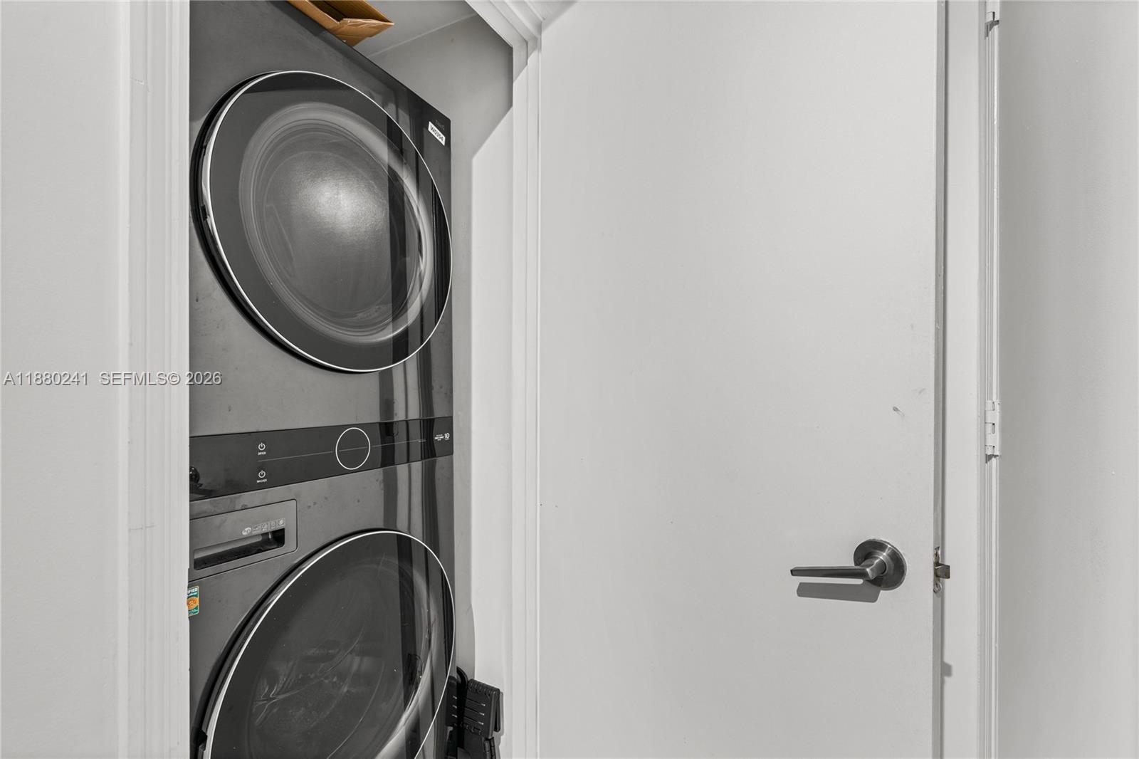 500 BRICKELL WEST CONDO - Residential