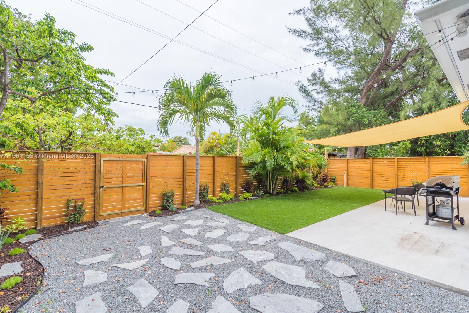 PRINCESS PARK - Residential Lease