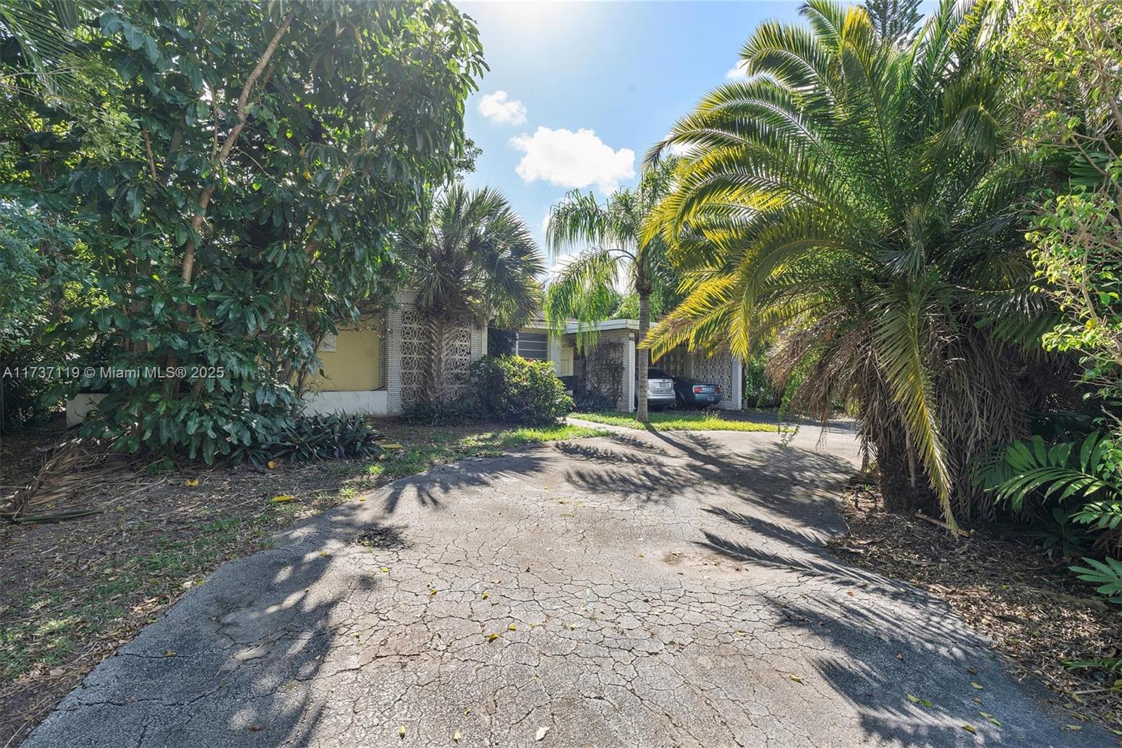BAY HARBOR ISLAND - Residential