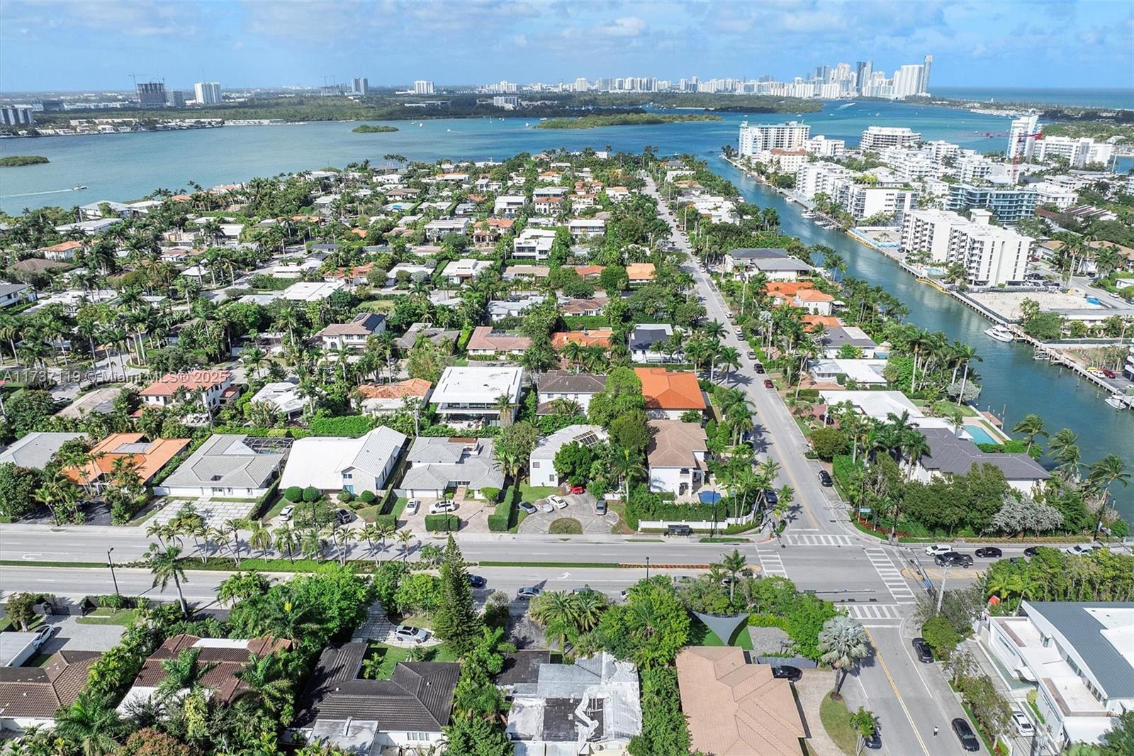 BAY HARBOR ISLAND - Residential