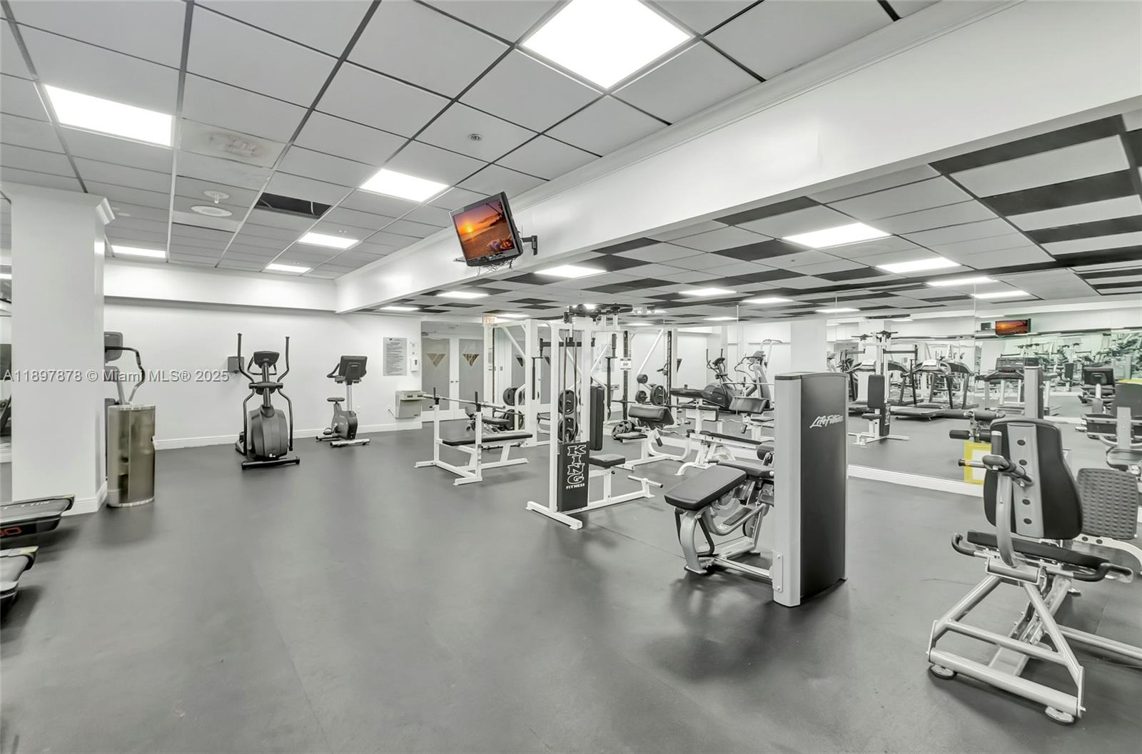 VENETIA CONDO - Residential Lease
