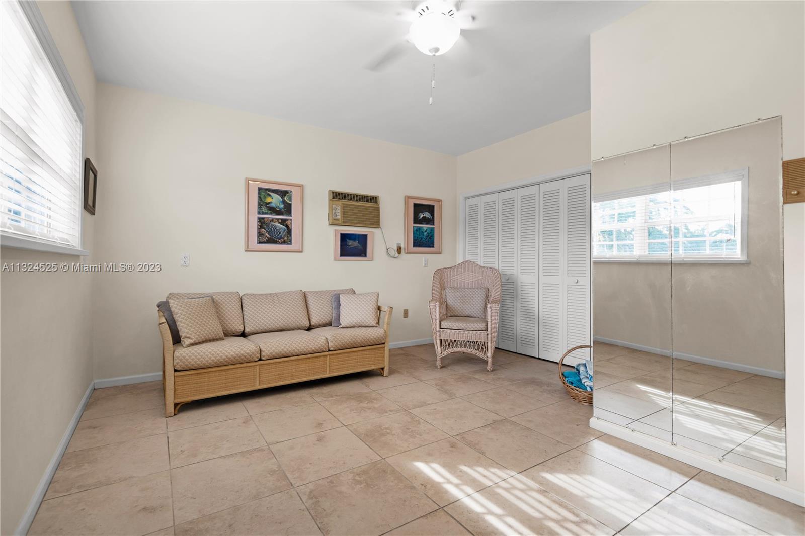 PORT LARGO 5TH ADD - Residential