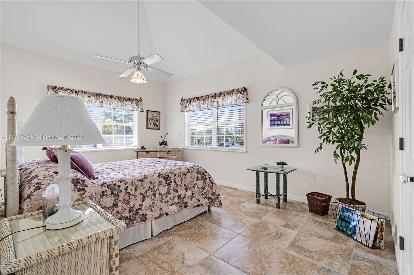 PORT LARGO 5TH ADD - Residential