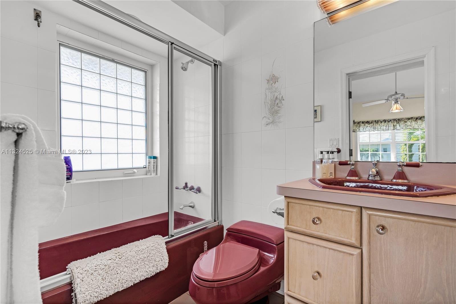 PORT LARGO 5TH ADD - Residential