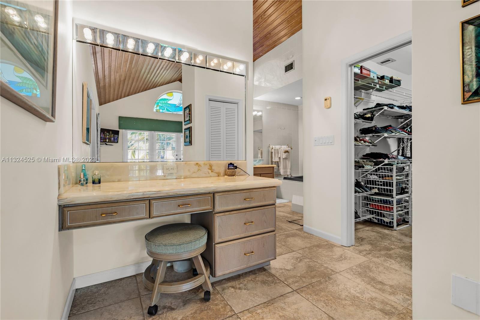 PORT LARGO 5TH ADD - Residential