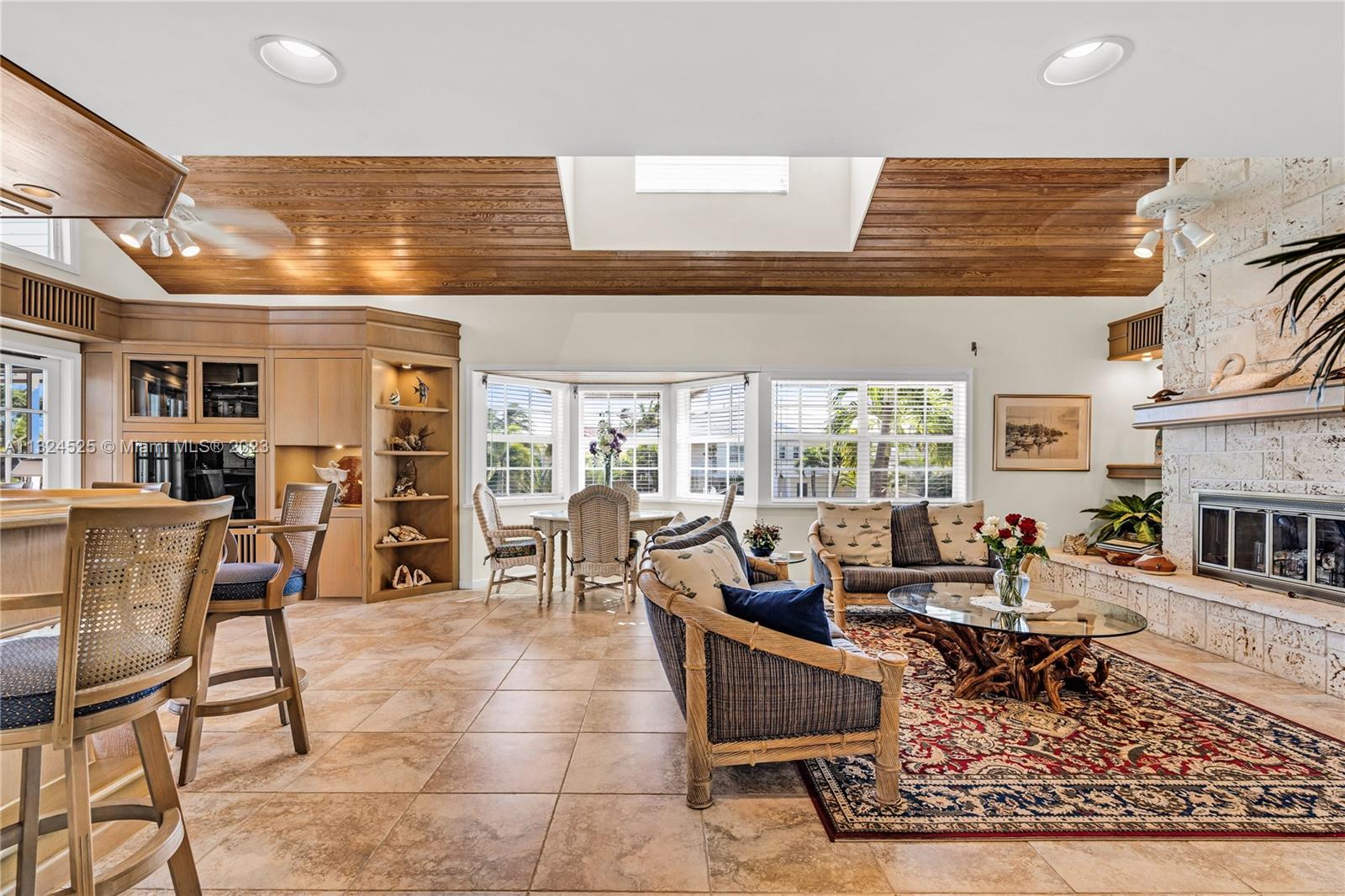 PORT LARGO 5TH ADD - Residential