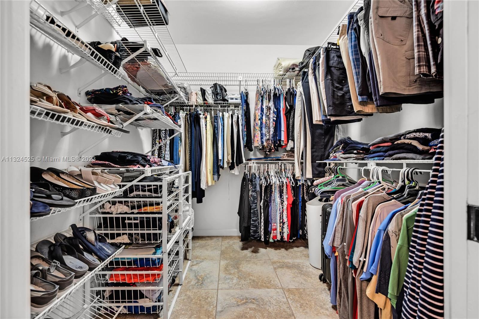 PORT LARGO 5TH ADD - Residential