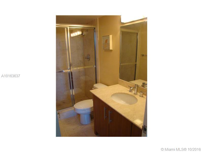 Harbour House Condo - Residential Lease