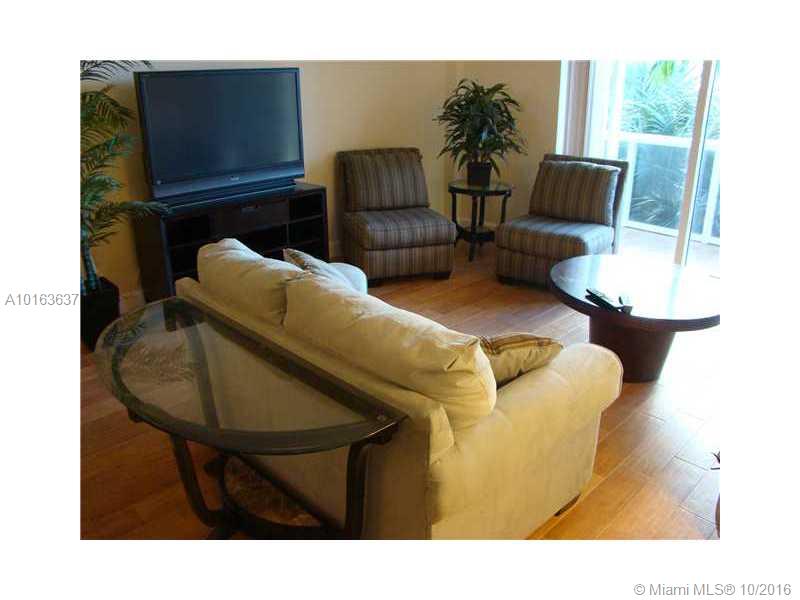 Harbour House Condo - Residential Lease