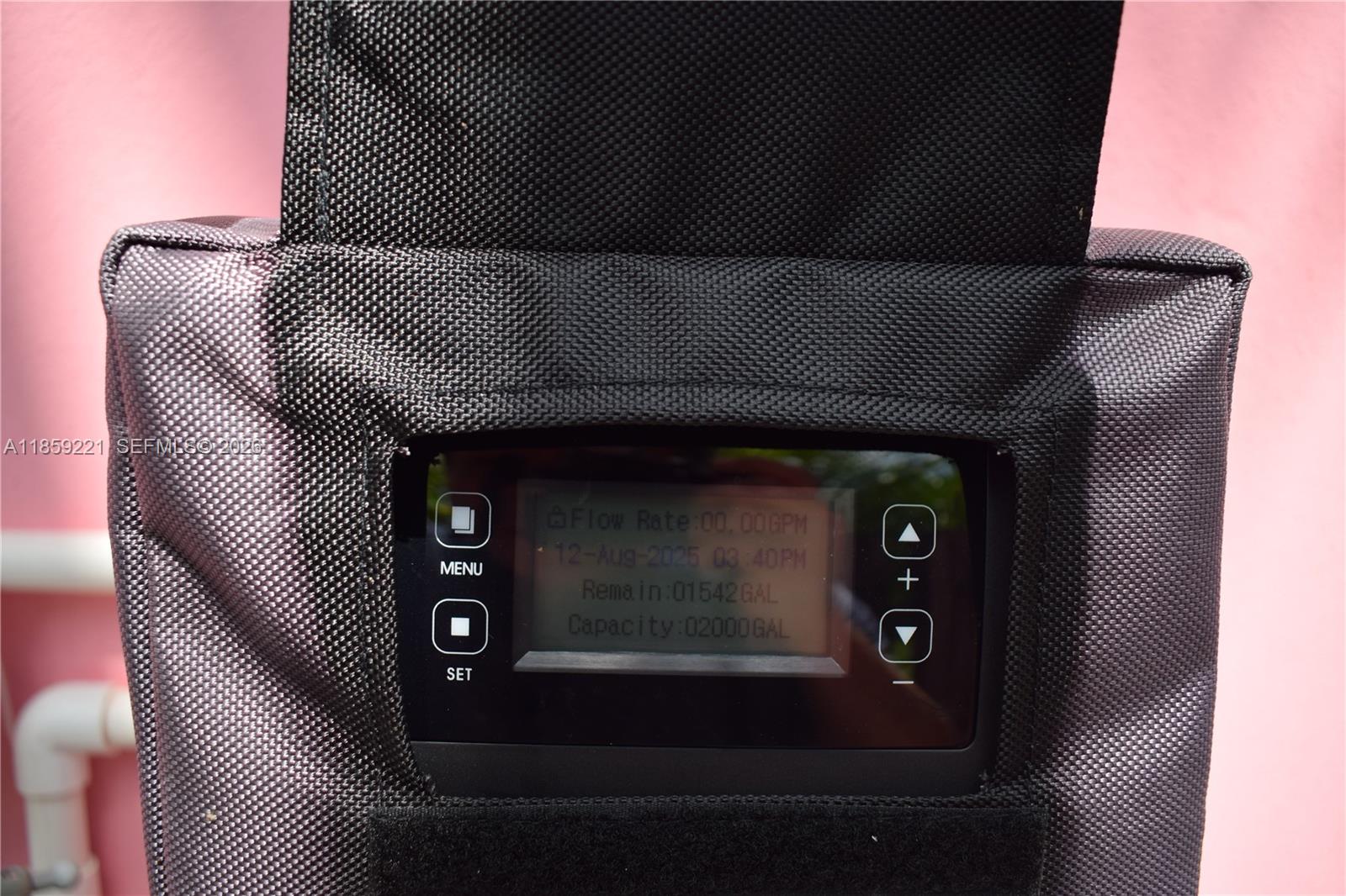 TROPICAL MANORS - Residential