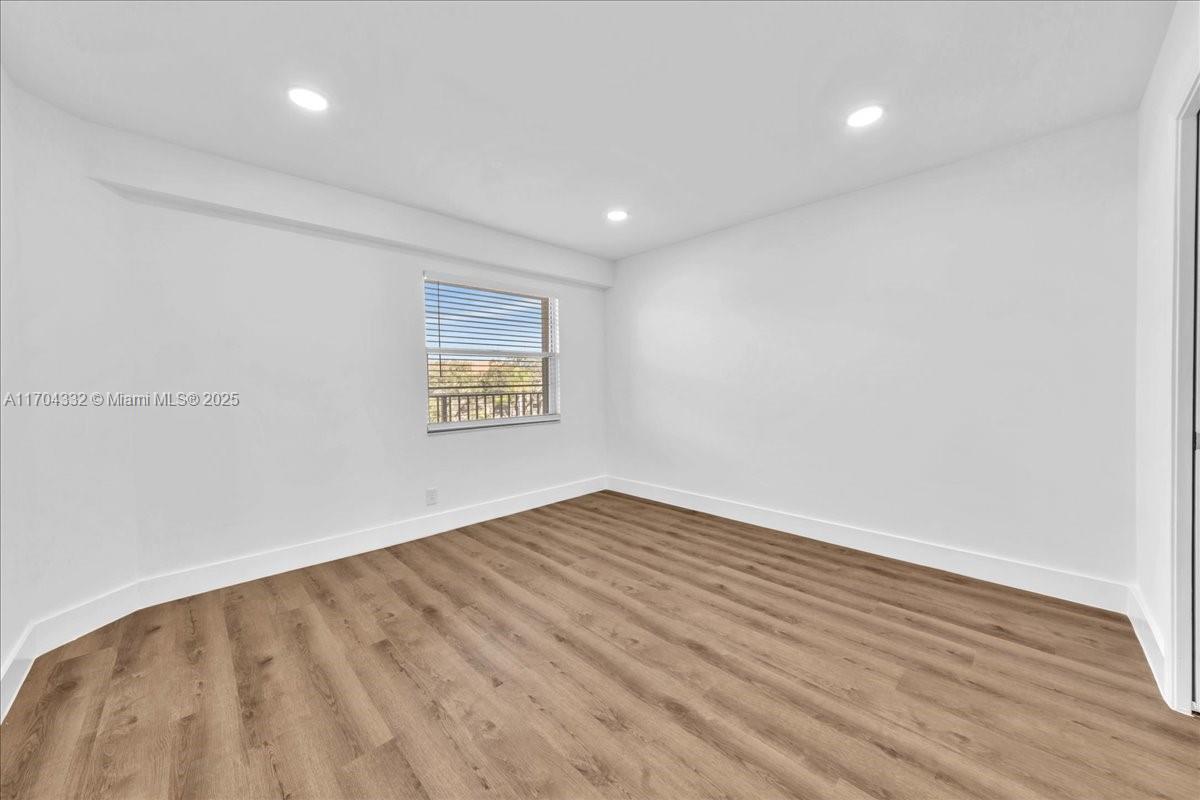 HAWTHORNE AT CENTURY VILL - Residential