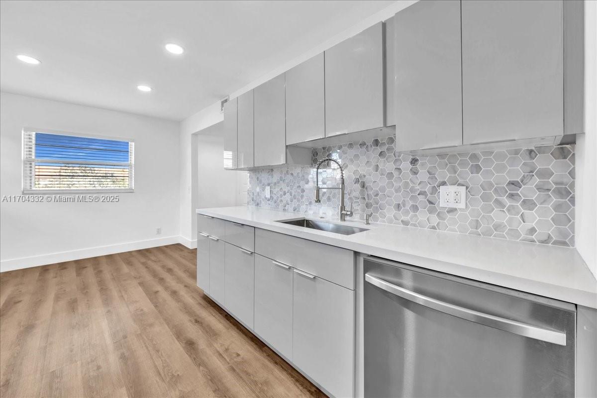 HAWTHORNE AT CENTURY VILL - Residential