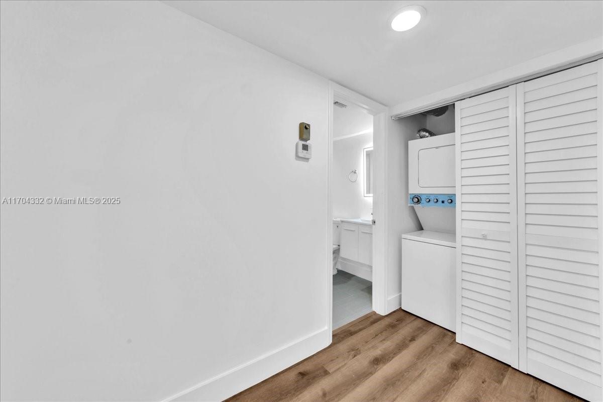 HAWTHORNE AT CENTURY VILL - Residential