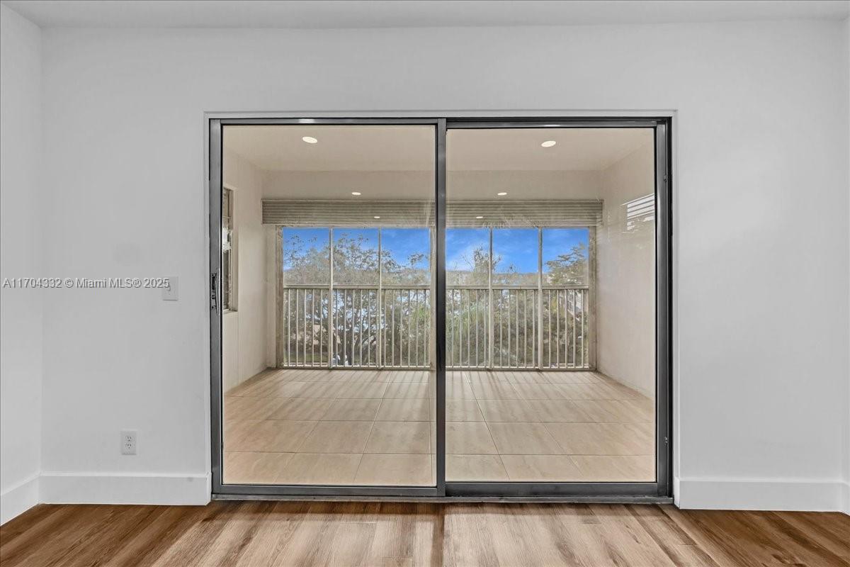 HAWTHORNE AT CENTURY VILL - Residential