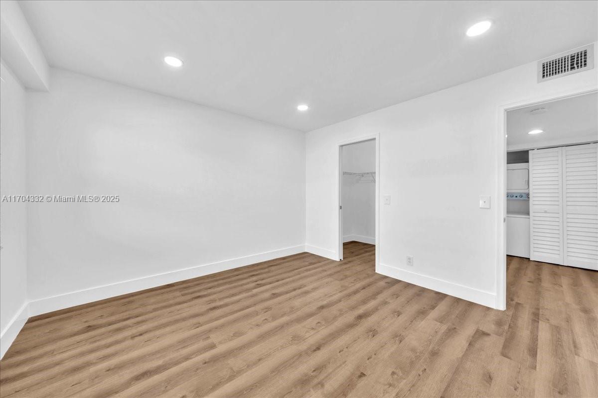 HAWTHORNE AT CENTURY VILL - Residential